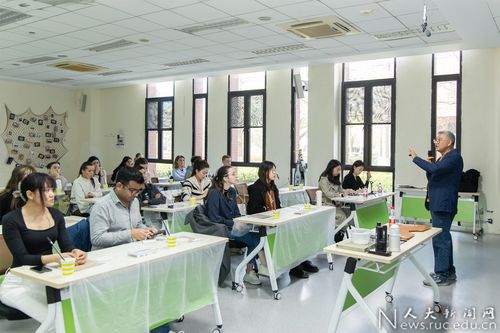 新时代在中国第二精品课堂 中国传统画扇艺术鉴赏讲座成功举办